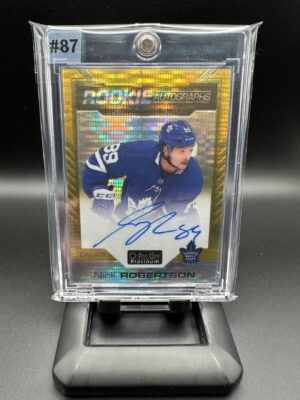 2020-2021 OPC PLATINIUM SEISMIC GOLD NICK ROBERTSON AUTO 17/25